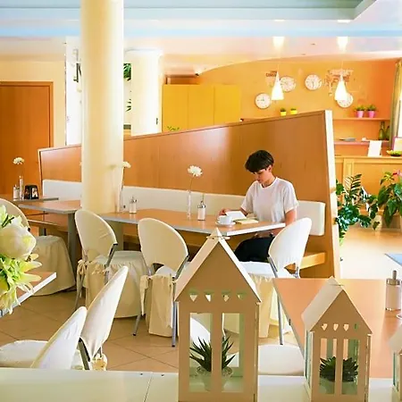 卡特隆酒店
